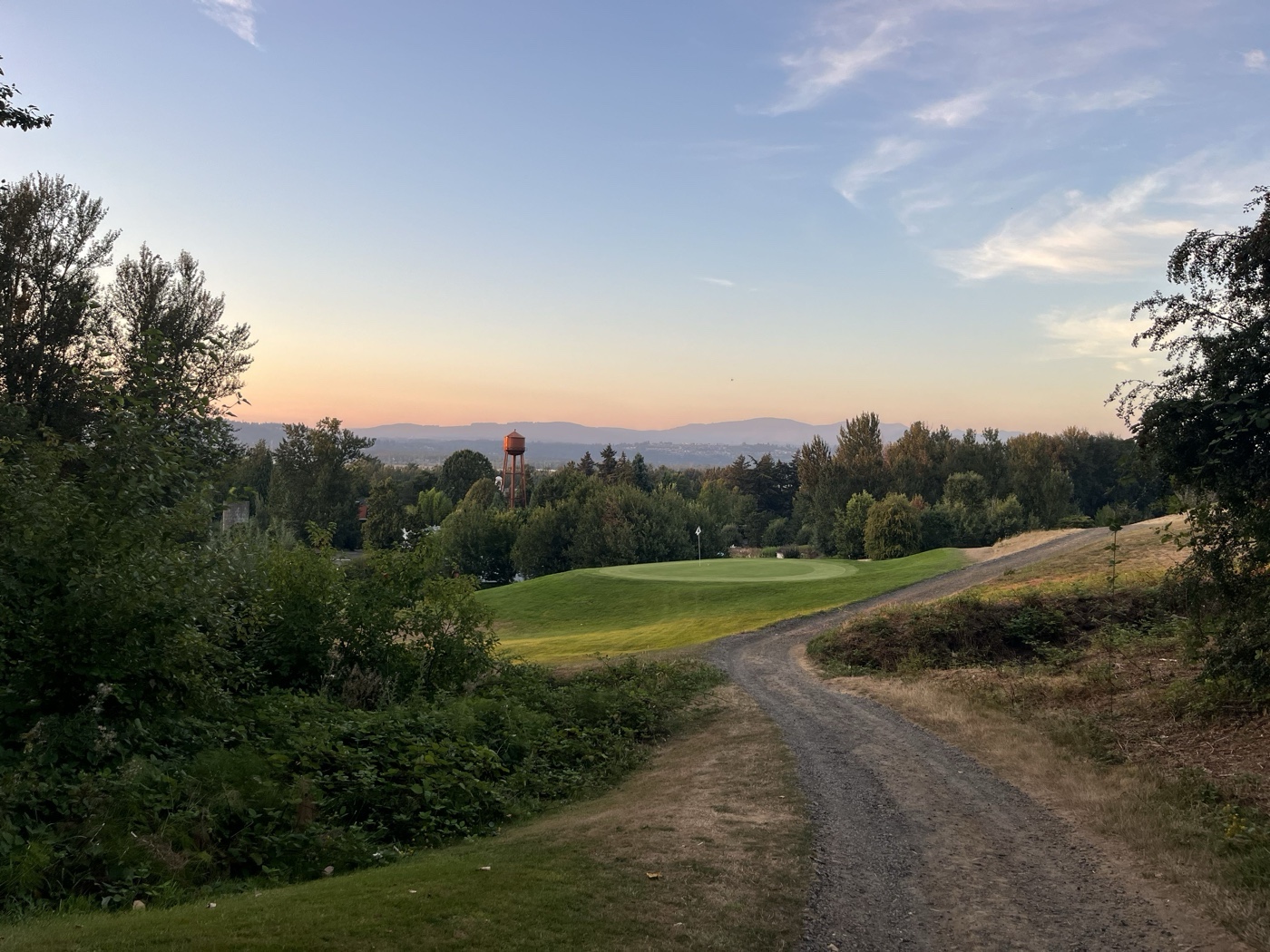 Golfer photo from a round at West - McMenamins Edgefield in Troutdale, Oregon