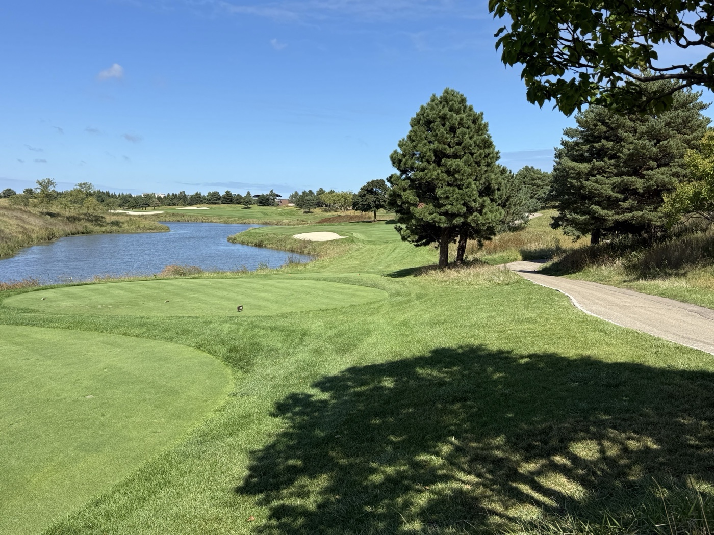 Golfer photo from a round at Glen Club in Glenview, Illinois